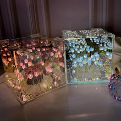 The DIY TulipGlow™ LuxeCube – Elegant 2-in-1 Mirror & Lamp with 20 LED Tulip Lights
